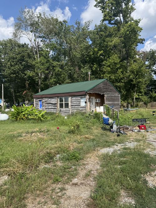 4180 Pembroke Fairview Rd, Pembroke, KY, 42266-9708 | Card Image