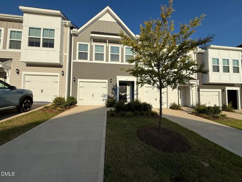 152 Fideaux Blvd, Raleigh, NC, 27603-4584 | Card Image