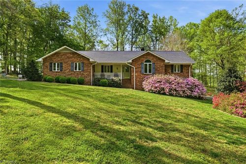 2078 Us Highway 64 E, Mocksville, NC, 27028-7415 | Card Image
