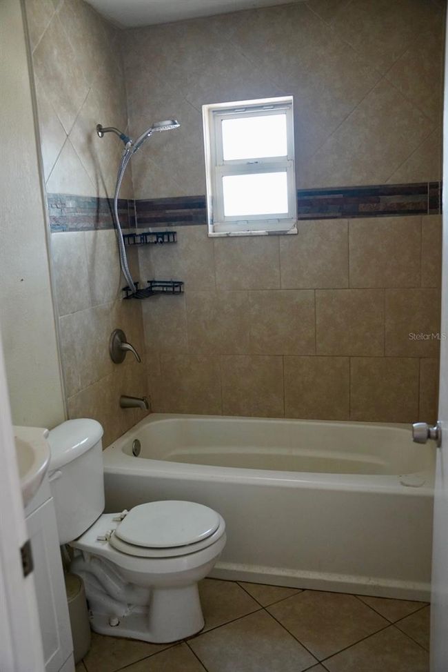 74 Garrison Ln, House other with 3 bedrooms, 2 bathrooms and null parking in FROSTPROOF FL | Image 8