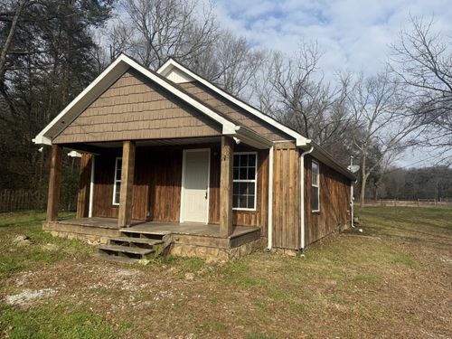 1050 Hurricane Rd, Tullahoma, TN, 37388-6409 | Card Image