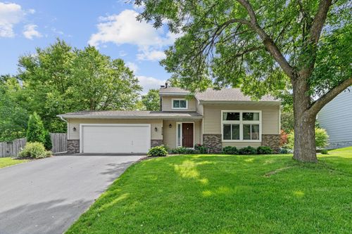 4770 Yorktown Ln N, Plymouth, MN, 55442-3106 | Card Image