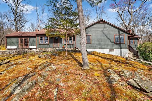 270 Colonel Greene Rd, Yorktown Heights, NY, 10598-6022 | Card Image