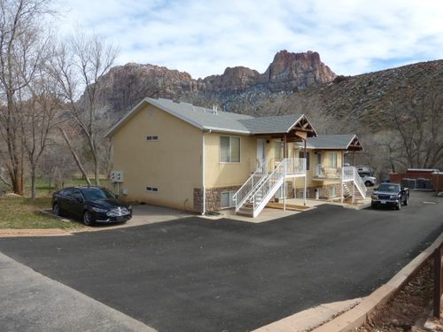 1751 Zion Park Blvd, Springdale, UT, 84767-7769 | Card Image