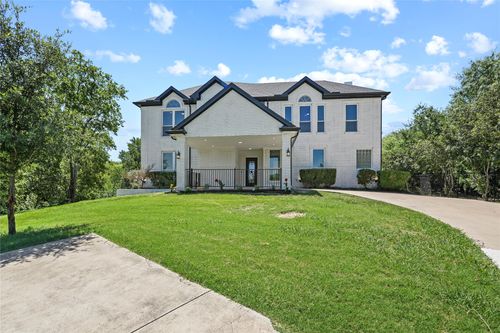 2860 Emerald Sound Dr, Cedar Hill, TX, 75104-8247 | Card Image