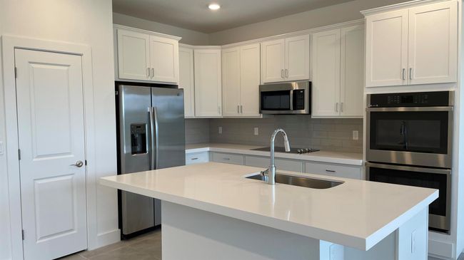 209 Preserve Trl S, Townhouse with 3 bedrooms, 3 bathrooms and null parking in Stuart FL | Image 7