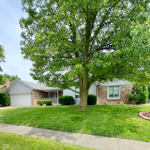 907 Corey Ln, Plainfield, IN, 46168-2386 | Card Image