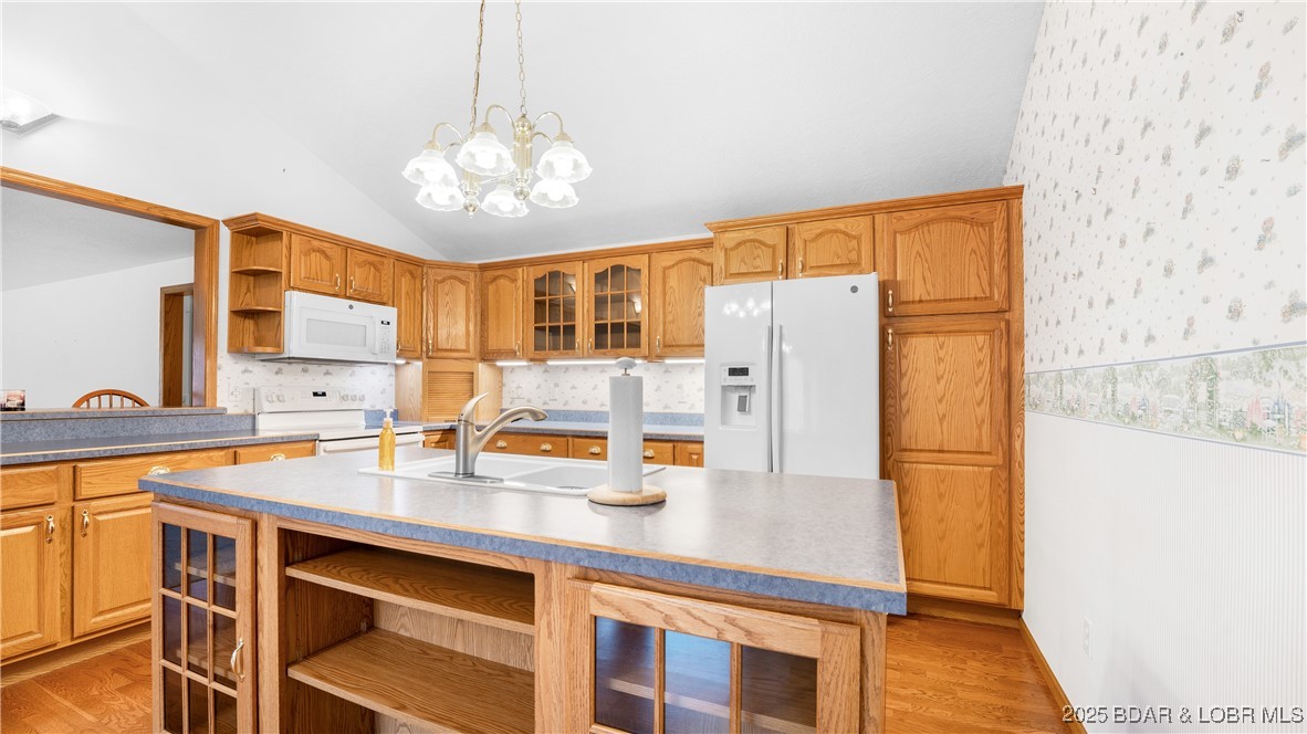 Residential in Sunrise Beach 5