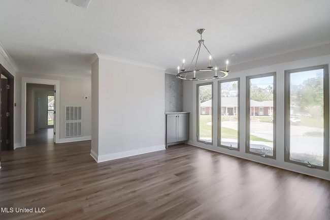 Formal Dining | Image 8