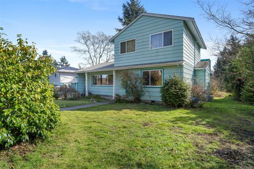227 Suzanne Pl, Victoria, BC, V9B1P2 | Card Image