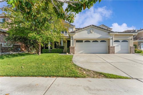 15601 N Peak Ln, Fontana, CA, 92336 | Card Image