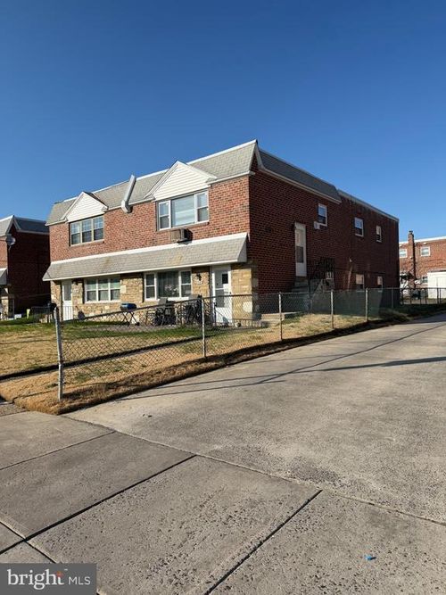 2343 Hoffnagle St, PHILADELPHIA, PA, 19152-2513 | Card Image