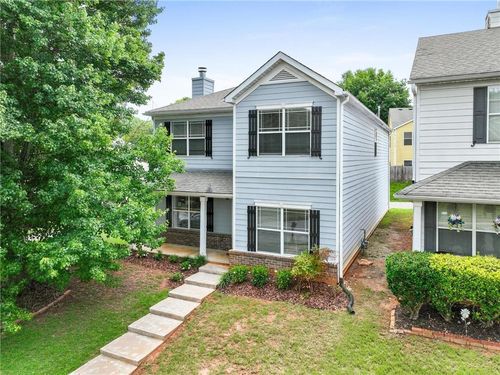 140 Stillwood Dr, Newnan, GA, 30265-5564 | Card Image