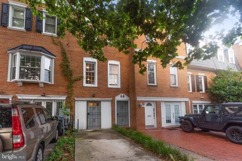 542 7th St Se, WASHINGTON, DC, 20003-2737 | Card Image