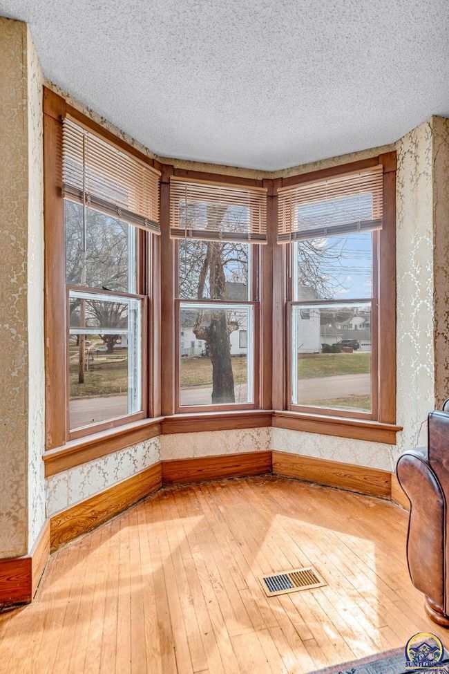 703 New York Ave, House other with 5 bedrooms, 3 bathrooms and null parking in Holton KS | Image 12