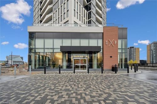 2209-25 Wellington St S, Kitchener, ON, N2G0G5 | Card Image