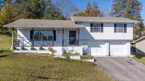 1717 E Rebel Rd, Rossville, GA, 30741-2707 | Card Image