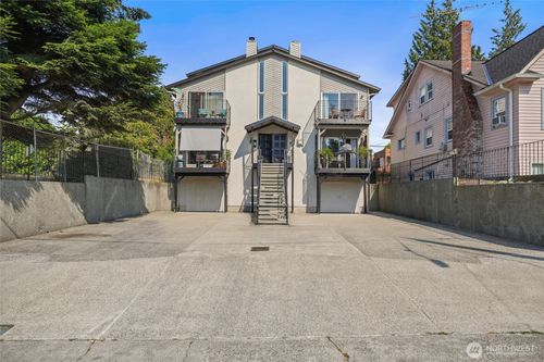 2-3211 Nassau St, Everett, WA, 98201-4163 | Card Image