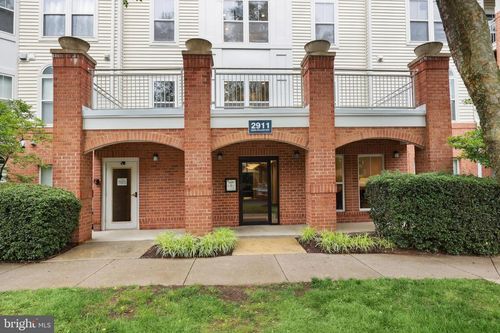 unit-423-2911 Deer Hollow Way, FAIRFAX, VA, 22031-6049 | Card Image