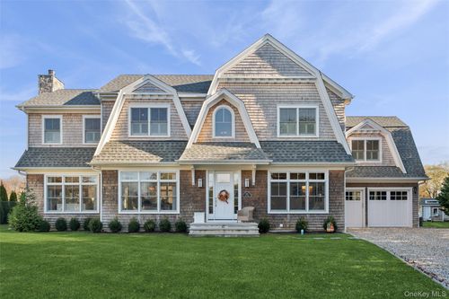 605 Gus Dr, East Marion, NY, 11939 | Card Image