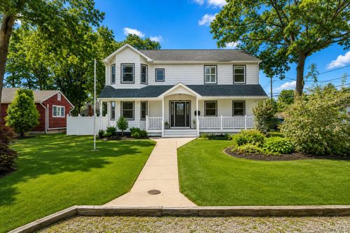 55 Yuma Ln, East Islip, NY, 11730-2639 | Card Image