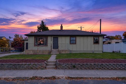 5704 N F St, Spokane, WA, 99205 | Card Image