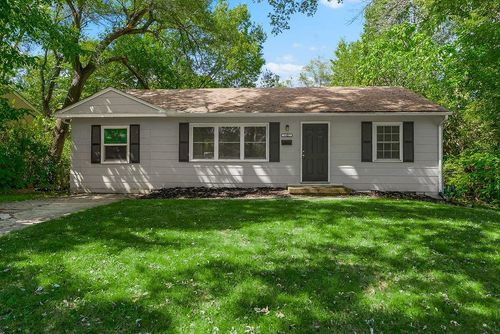 6402 E 149th Ter, Grandview, MO, 64030-4338 | Card Image