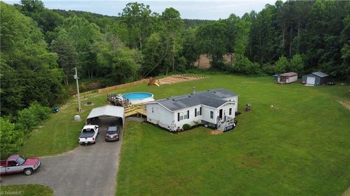 359 Hogan Creek Rd, Siloam, NC, 27047-9105 | Card Image