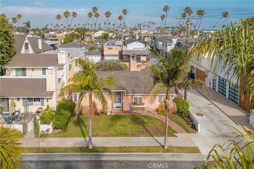 114 5th St, Seal Beach, CA, 90740-6114 | Card Image