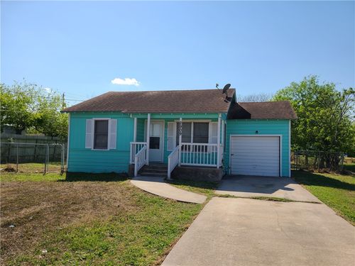2909 Charles Dr, Corpus Christi, TX, 78410-1901 | Card Image