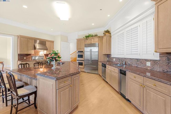 11 La Strada Ct, House other with 5 bedrooms, 5 bathrooms and 2 parking in Burlingame CA | Image 20