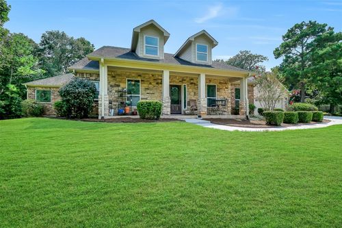 141 Lyndsey Dr, Montgomery, TX, 77316-6825 | Card Image