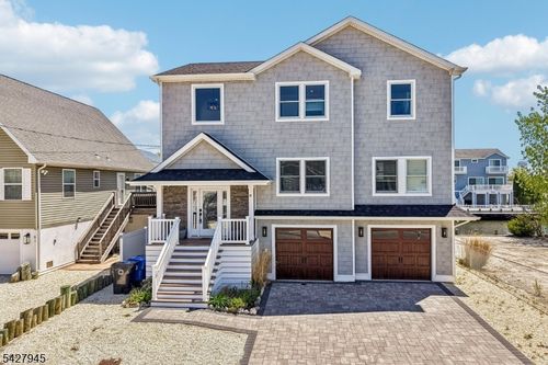 65 Sylvia Ln, Stafford Twp, NJ, 08050-4535 | Card Image