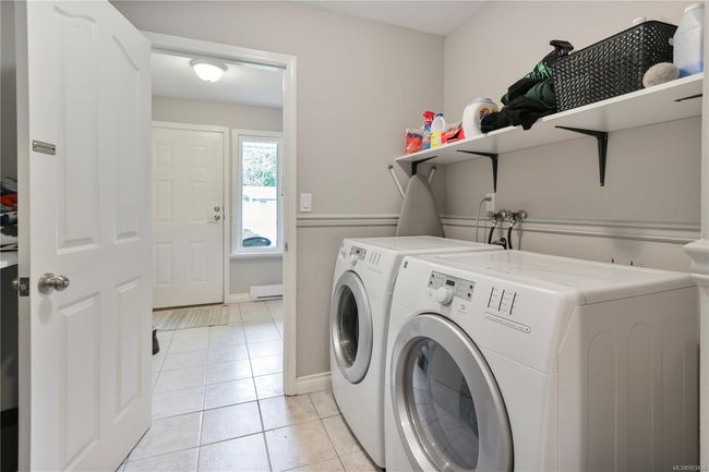 3313 Barrington Rd, House other with 3 bedrooms, 3 bathrooms and 2 parking in Nanaimo BC | Image 18