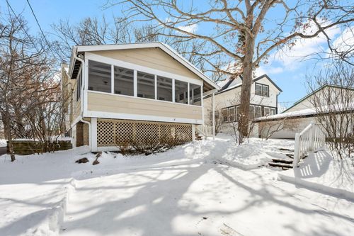 80 Oak St, Mahtomedi, MN, 55115-1930 | Card Image