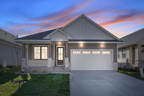 320 Laurel Curv, Golden Valley, MN, 55426-1466 | Card Image