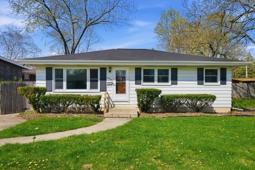 2204 Joanna Ave, Zion, IL, 60099-2121 | Card Image