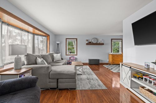 N3433 Walnut Rd, Lake Geneva, WI, 53147-2975 | Card Image