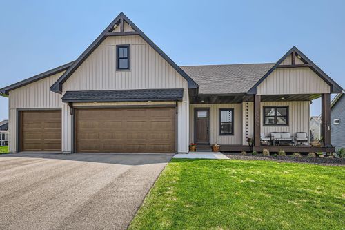 19795 Henning Ave, Lakeville, MN, 55044-2220 | Card Image