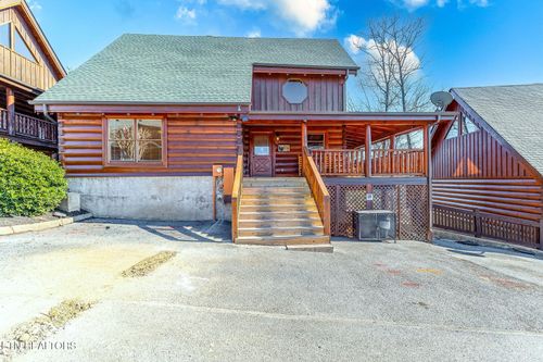 2004 Cougar Crossing Way, Sevierville, TN, 37876 | Card Image