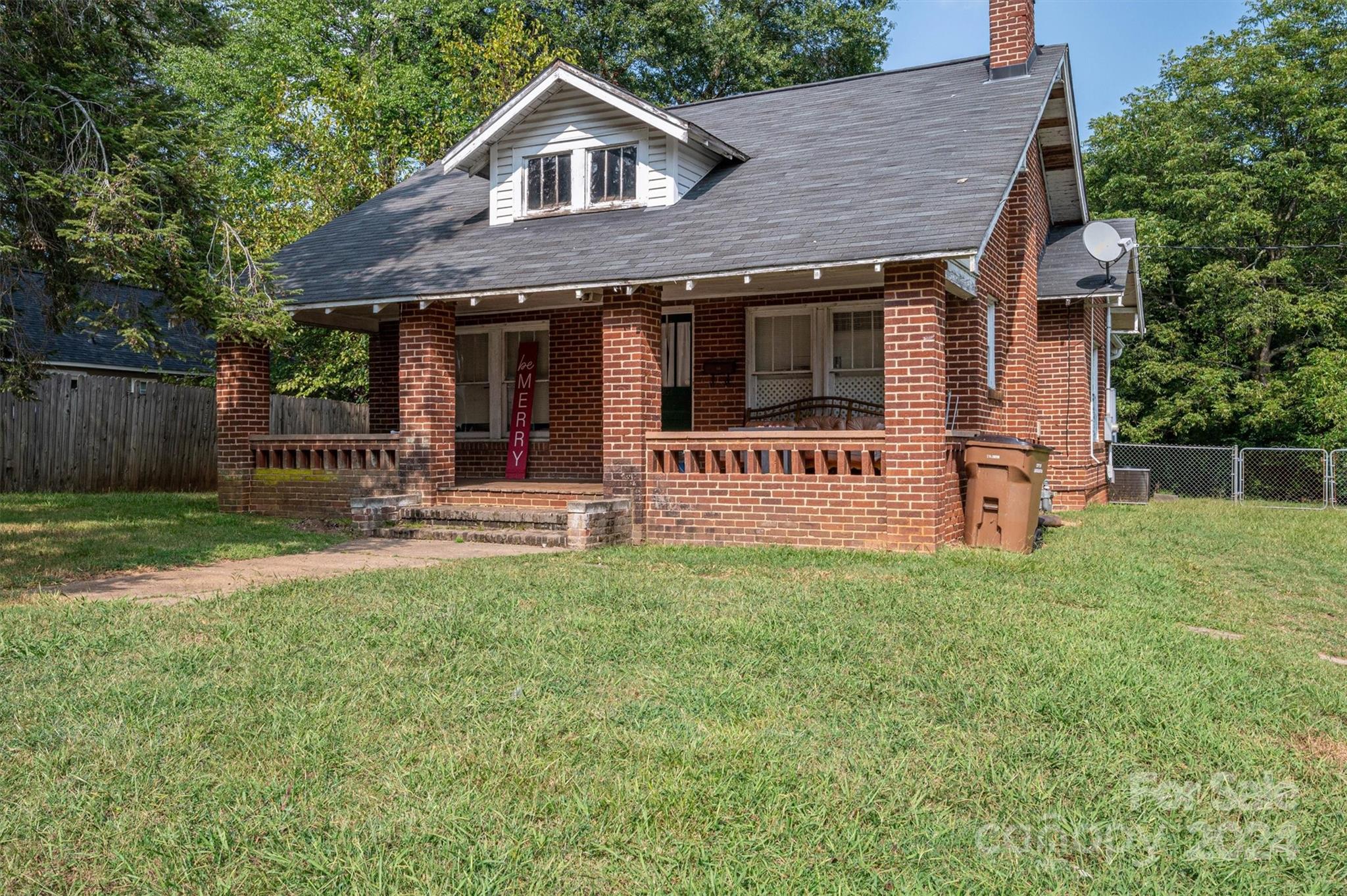 Green St, Lincolnton, NC 28092