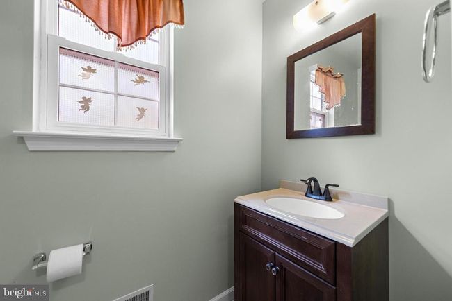 316 Nautilus Dr, House other with 3 bedrooms, 3 bathrooms and null parking in Manahawkin NJ | Image 35