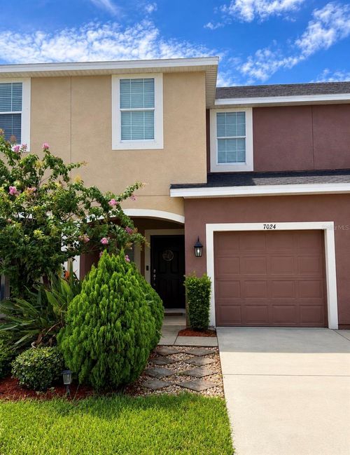 7024 Woodchase Glen Dr, RIVERVIEW, FL, 33578-8401 | Card Image