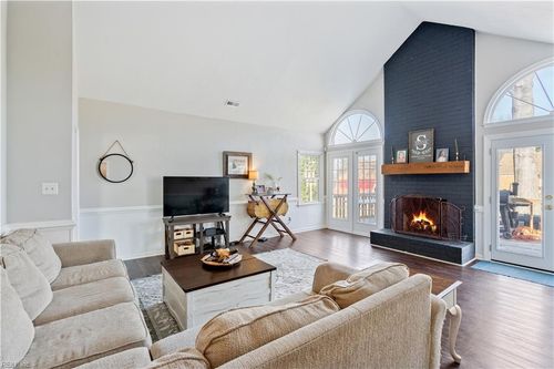 1101 Somerton Ln, Chesapeake, VA, 23322-7773 | Card Image