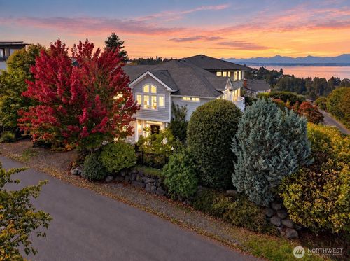 2103 Nw 96th, Seattle, WA, 98117 | Card Image