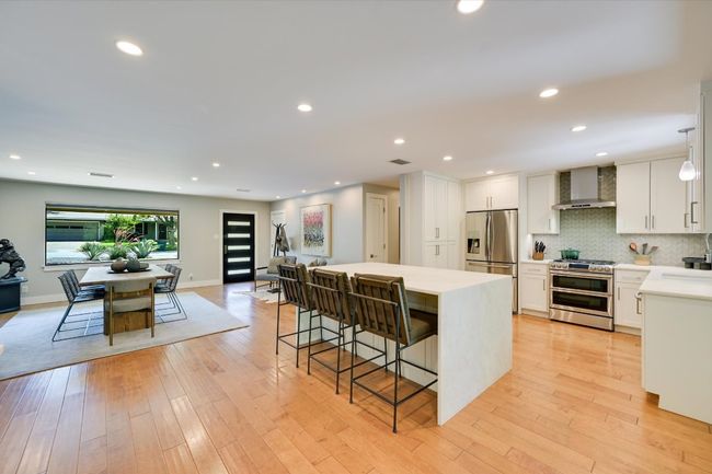 Kitchen | Image 10