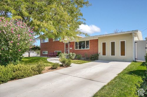 698 N Parkway Ave, Tooele, UT, 84074 | Card Image