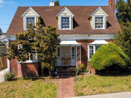 2725 Inyo Avenue, Oakland, CA, 94601 | Card Image