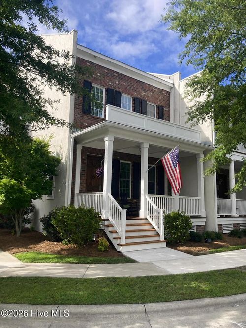 3904 Harkers Way, New Bern, NC, 28562-8448 | Card Image