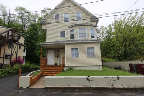 33 Lounsbury St, Naugatuck, CT, 06770-3208 | Card Image